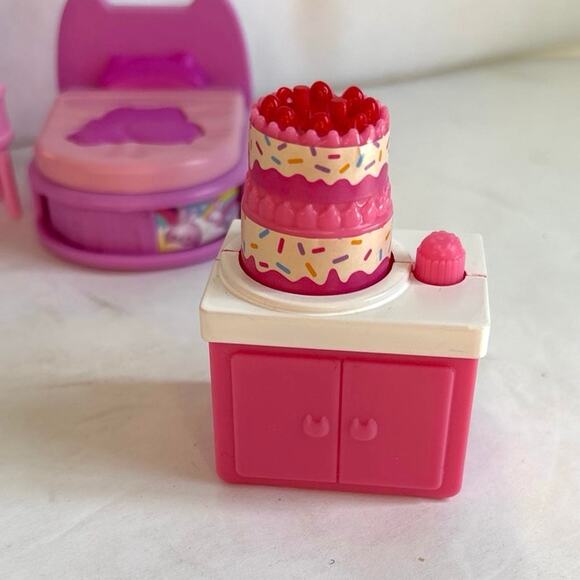 Gabby’s Dollhouse Netflix DreamWorks  Lot of  Dolls and Accessories - Picture 7 of 7